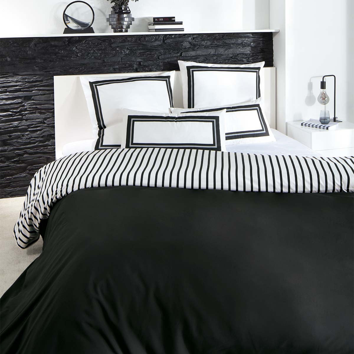 Optisamt Black & White